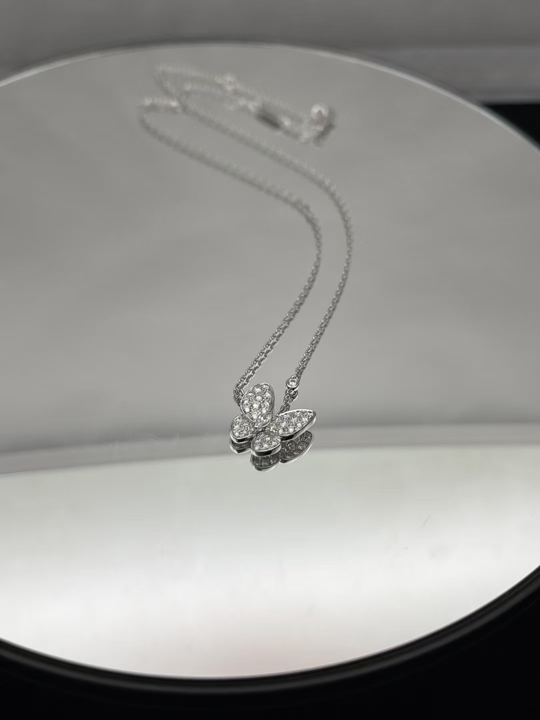투 버터플라이 파베 목걸이