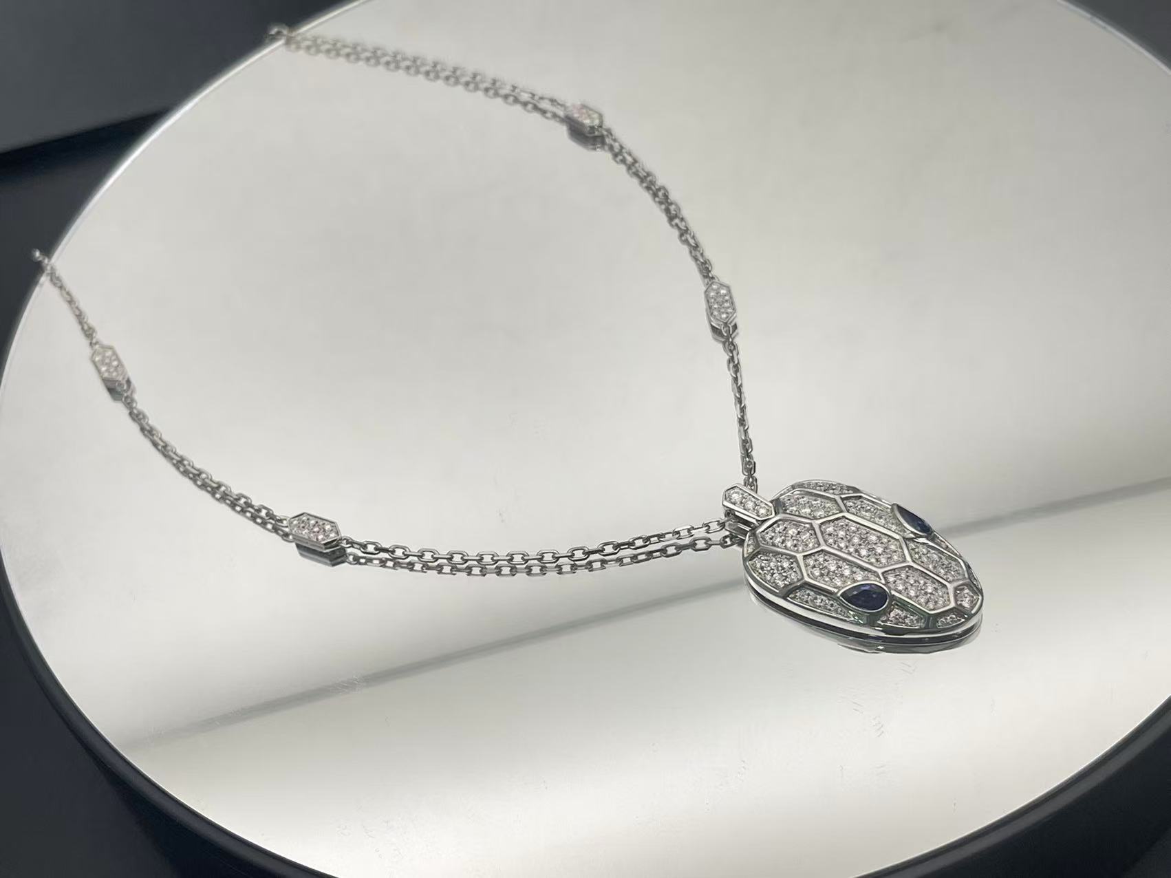 세르펜티 세두토리 목걸이